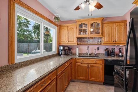 14 Hampton Road Montgomery IL 60538
