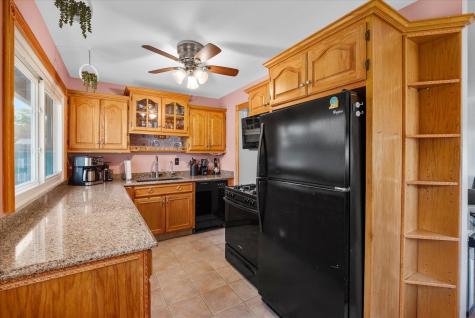 14 Hampton Road Montgomery IL 60538