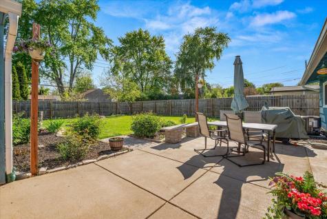14 Hampton Road Montgomery IL 60538