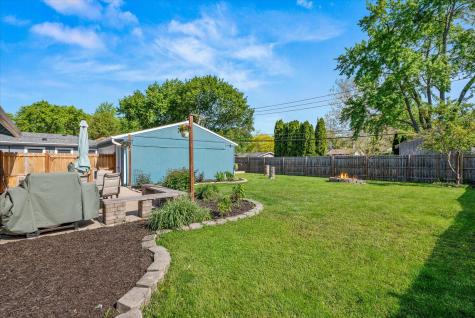 14 Hampton Road Montgomery IL 60538