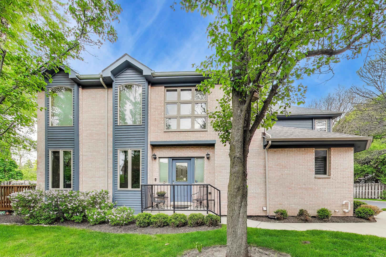 1784 Chestnut Avenue Glenview IL 60025