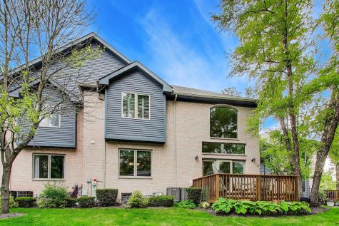 1784 Chestnut Avenue Glenview IL 60025