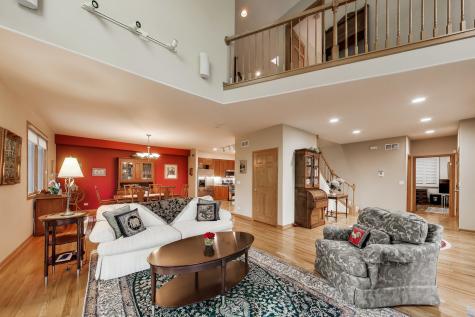 1784 Chestnut Avenue Glenview IL 60025