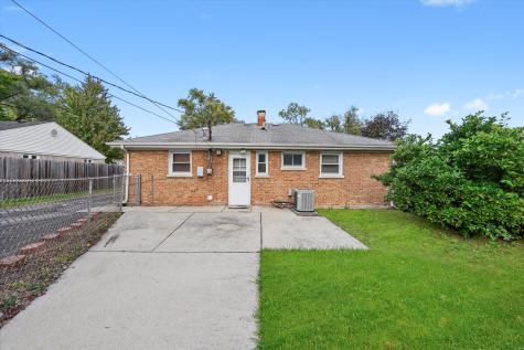 273 Mohawk Street Park Forest IL 60466
