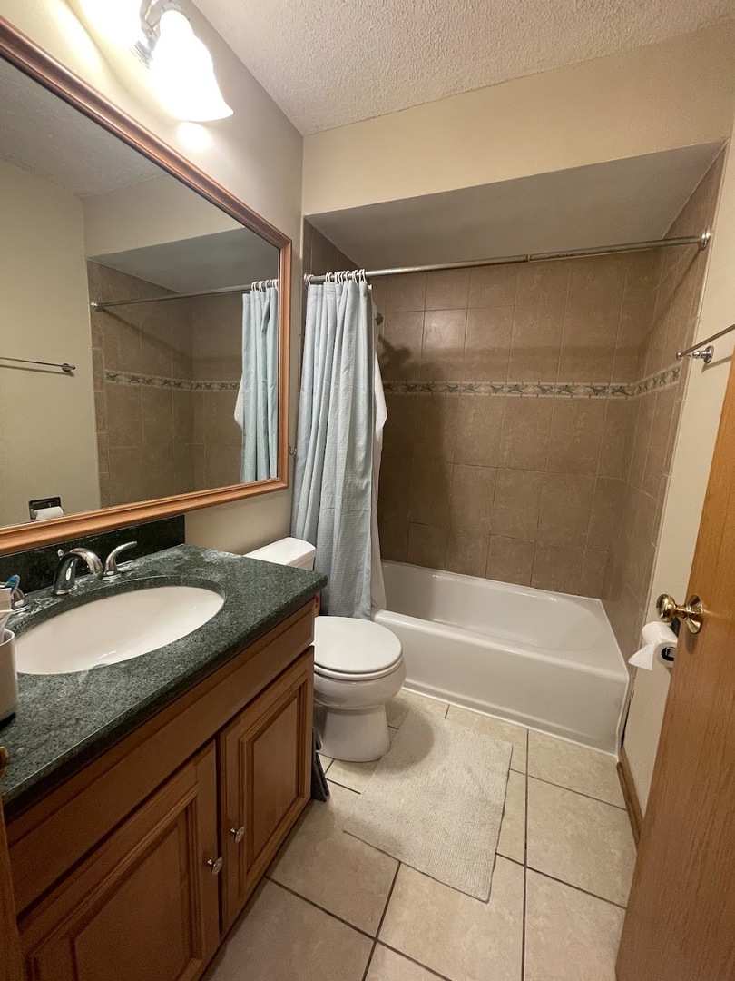 525 Ramblewood Court Lake Zurich IL 60047
