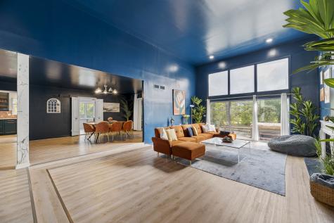 1210 North Avenue Highland Park IL 60035