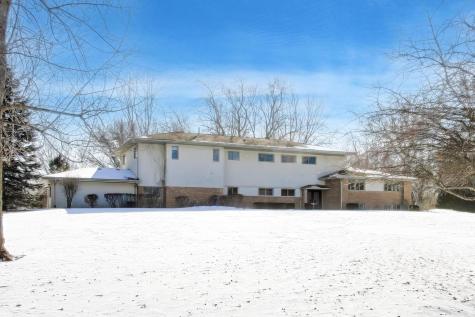 926 Braeburn Road Inverness IL 60067
