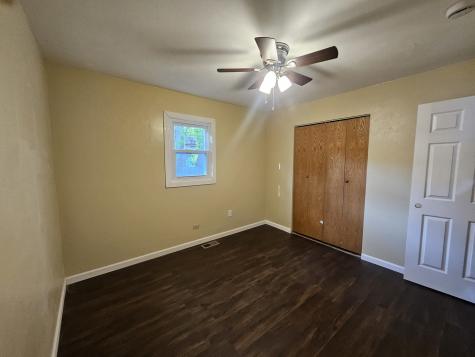 3015 Ezekiel Avenue Zion IL 60099