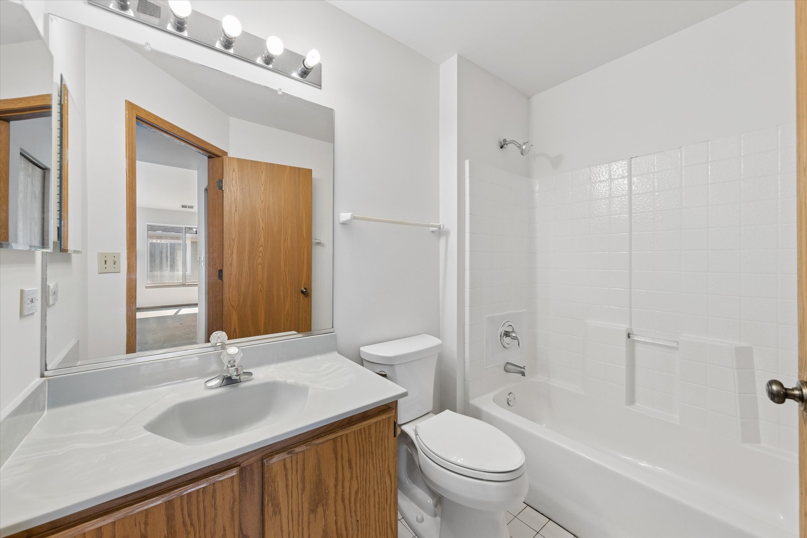 3 Dewalt Court Elmhurst IL 60126