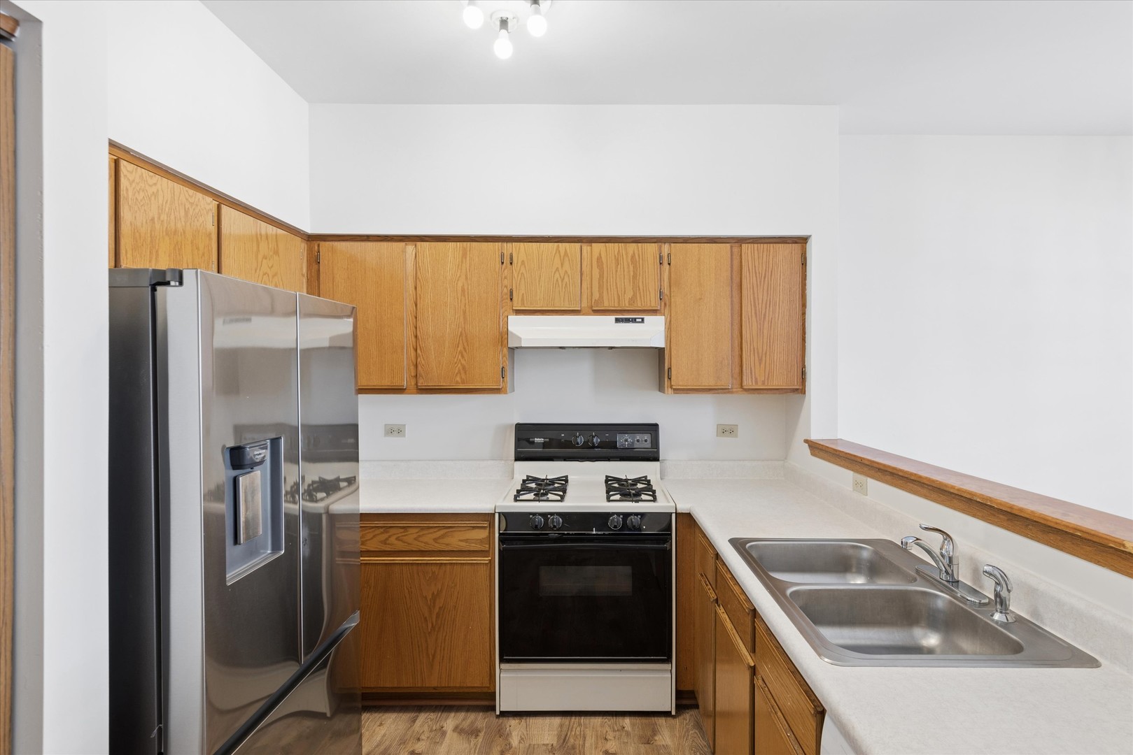 3 Dewalt Court Elmhurst IL 60126