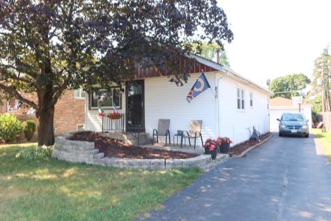 830 East Avenue La Grange IL 60525