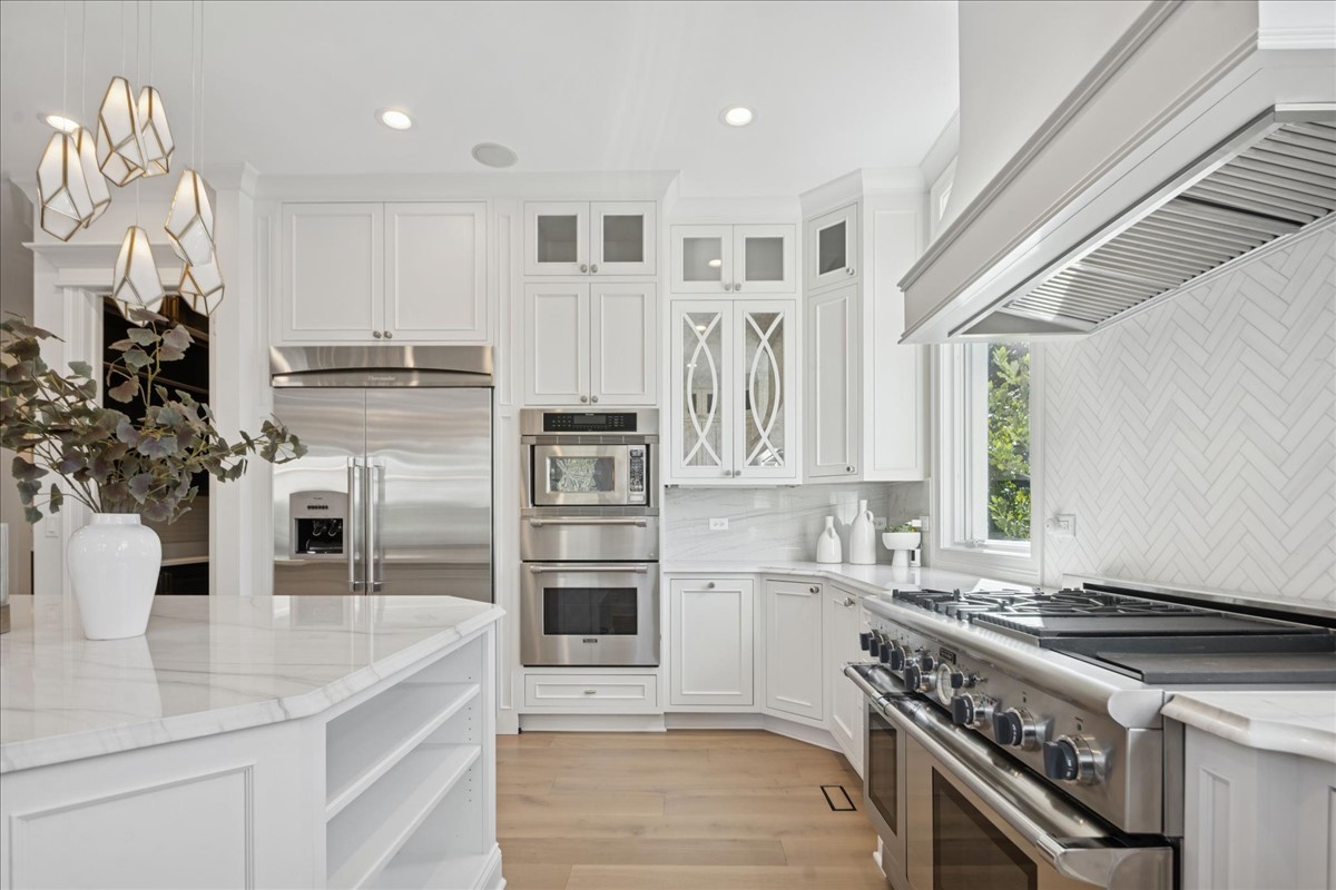 156 Sunnyside Avenue Elmhurst IL 60126