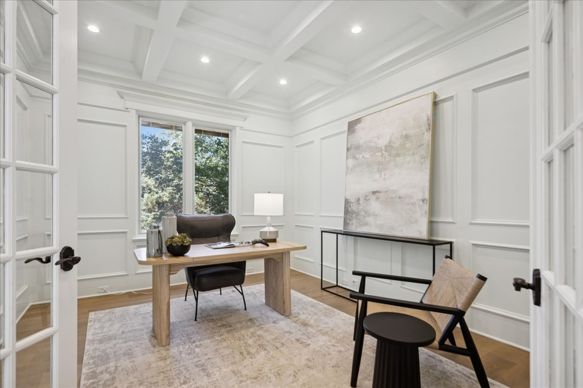 156 Sunnyside Avenue Elmhurst IL 60126