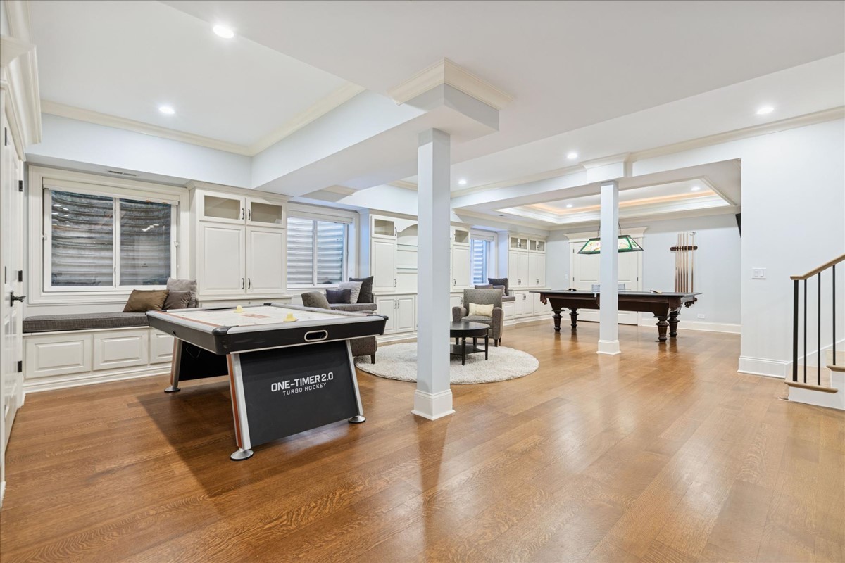 156 Sunnyside Avenue Elmhurst IL 60126