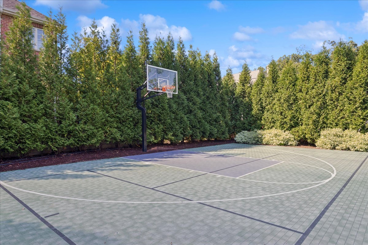 156 Sunnyside Avenue Elmhurst IL 60126