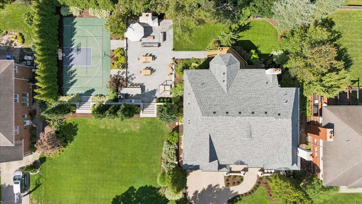 156 Sunnyside Avenue Elmhurst IL 60126