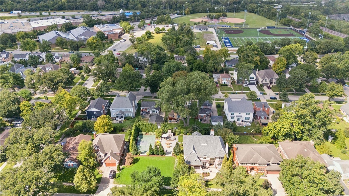 156 Sunnyside Avenue Elmhurst IL 60126