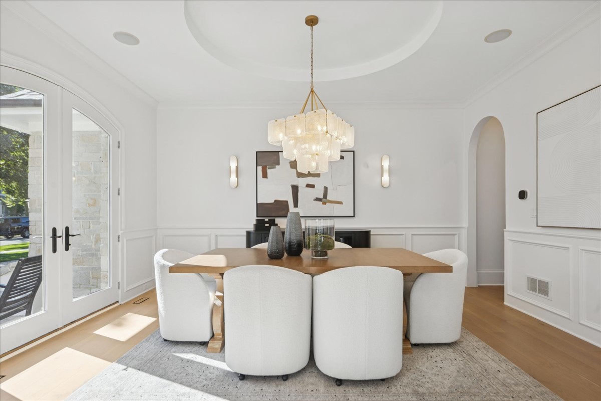 156 Sunnyside Avenue Elmhurst IL 60126