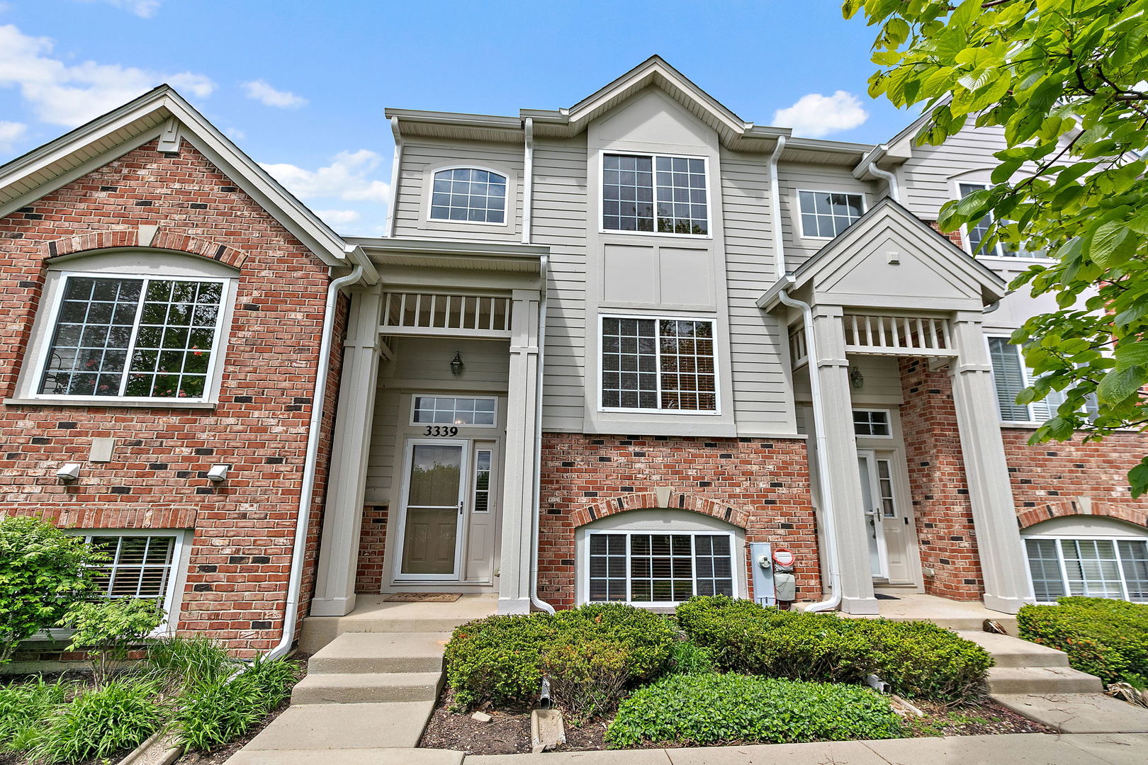 3339 Cameron Drive Elgin IL 60124
