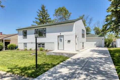 8920 Fairway Drive Orland Park IL 60462