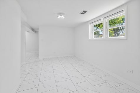8920 Fairway Drive Orland Park IL 60462