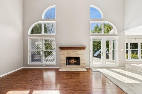 2308 Loop Road Algonquin IL 60102