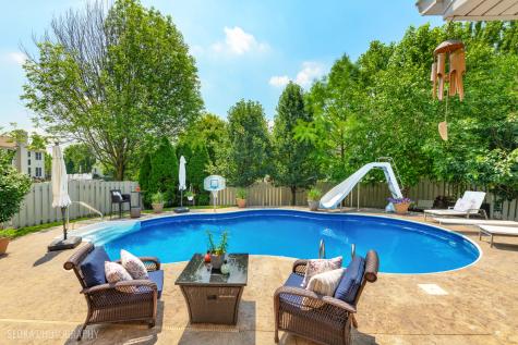 2308 Loop Road Algonquin IL 60102