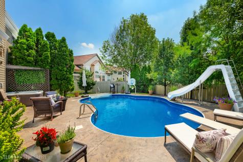 2308 Loop Road Algonquin IL 60102