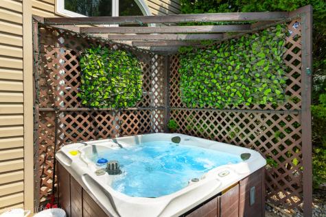 2308 Loop Road Algonquin IL 60102