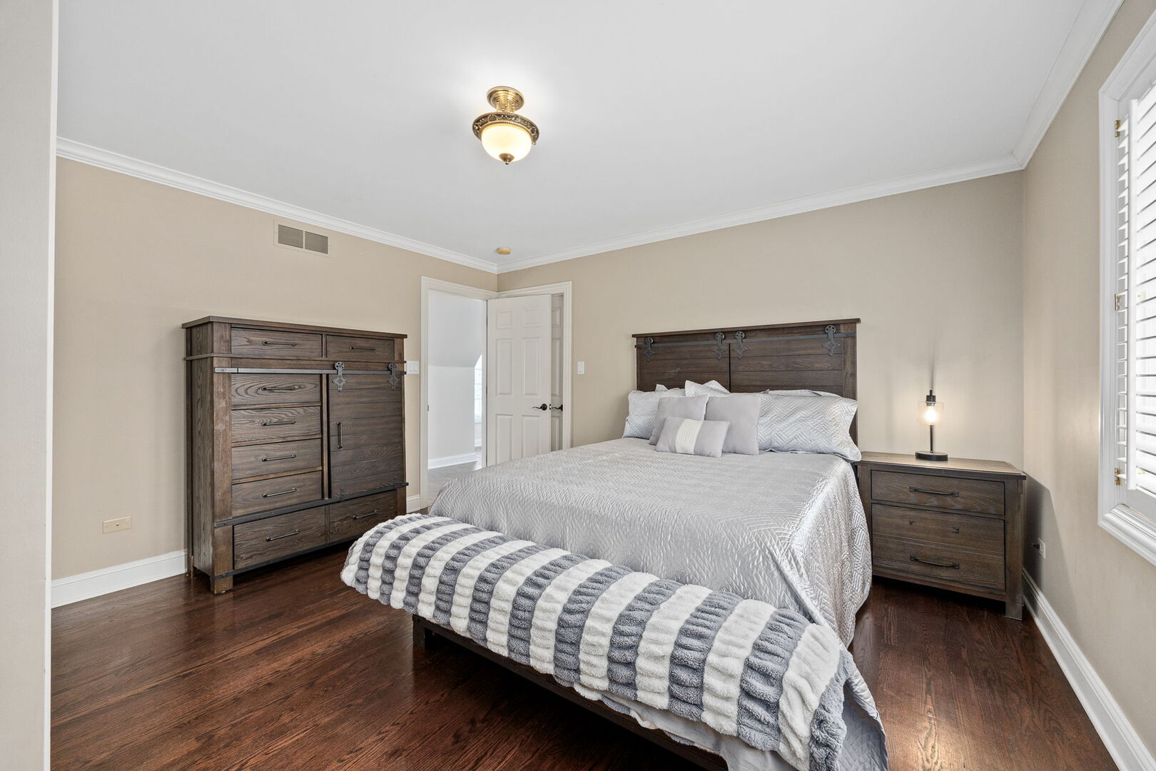 7S460 Donwood Drive Naperville IL 60540