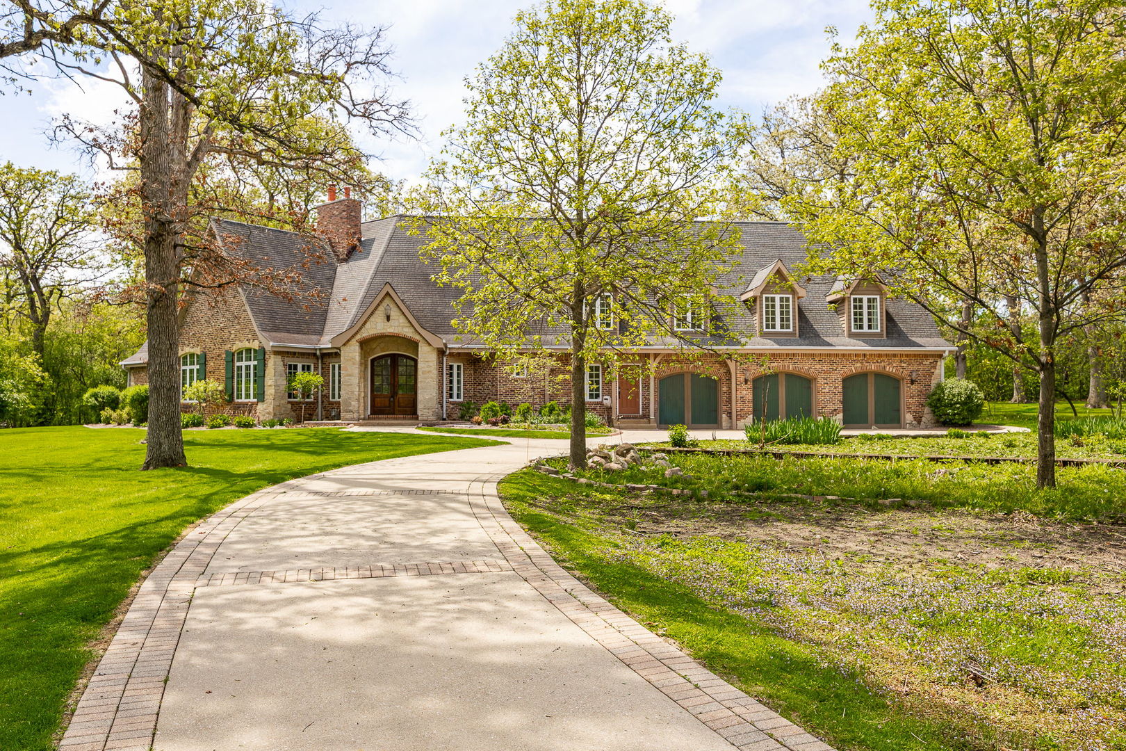 7S460 Donwood Drive Naperville IL 60540