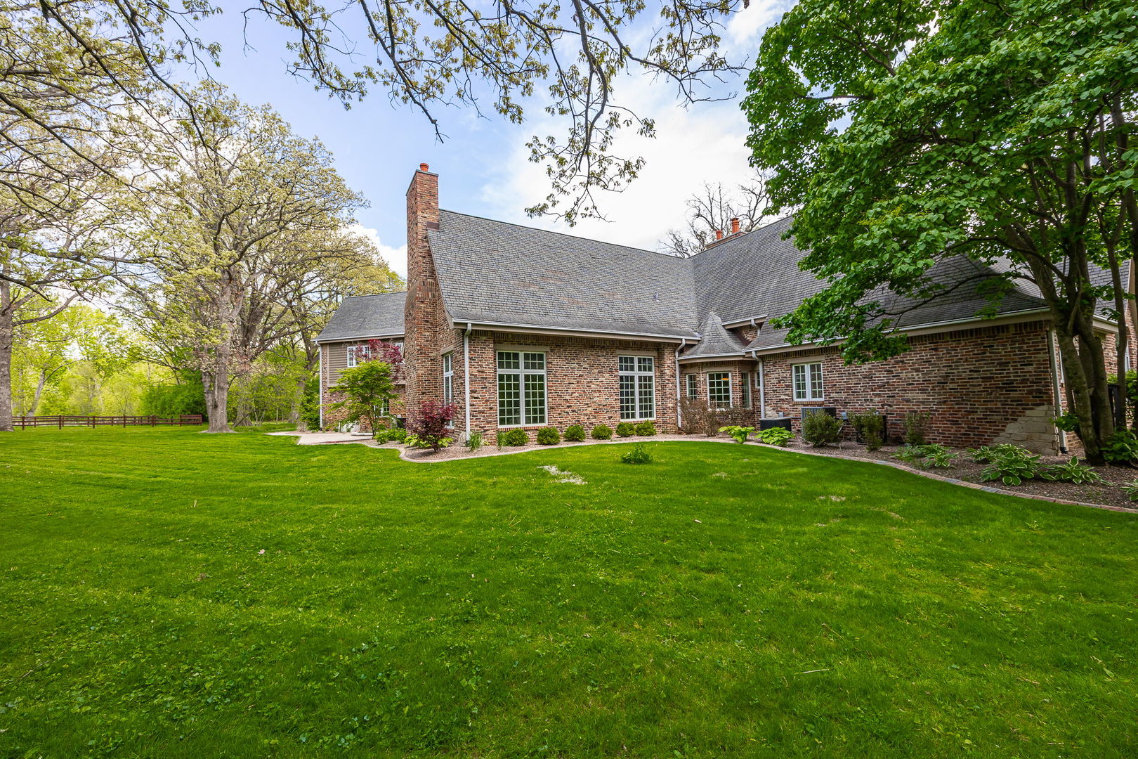 7S460 Donwood Drive Naperville IL 60540