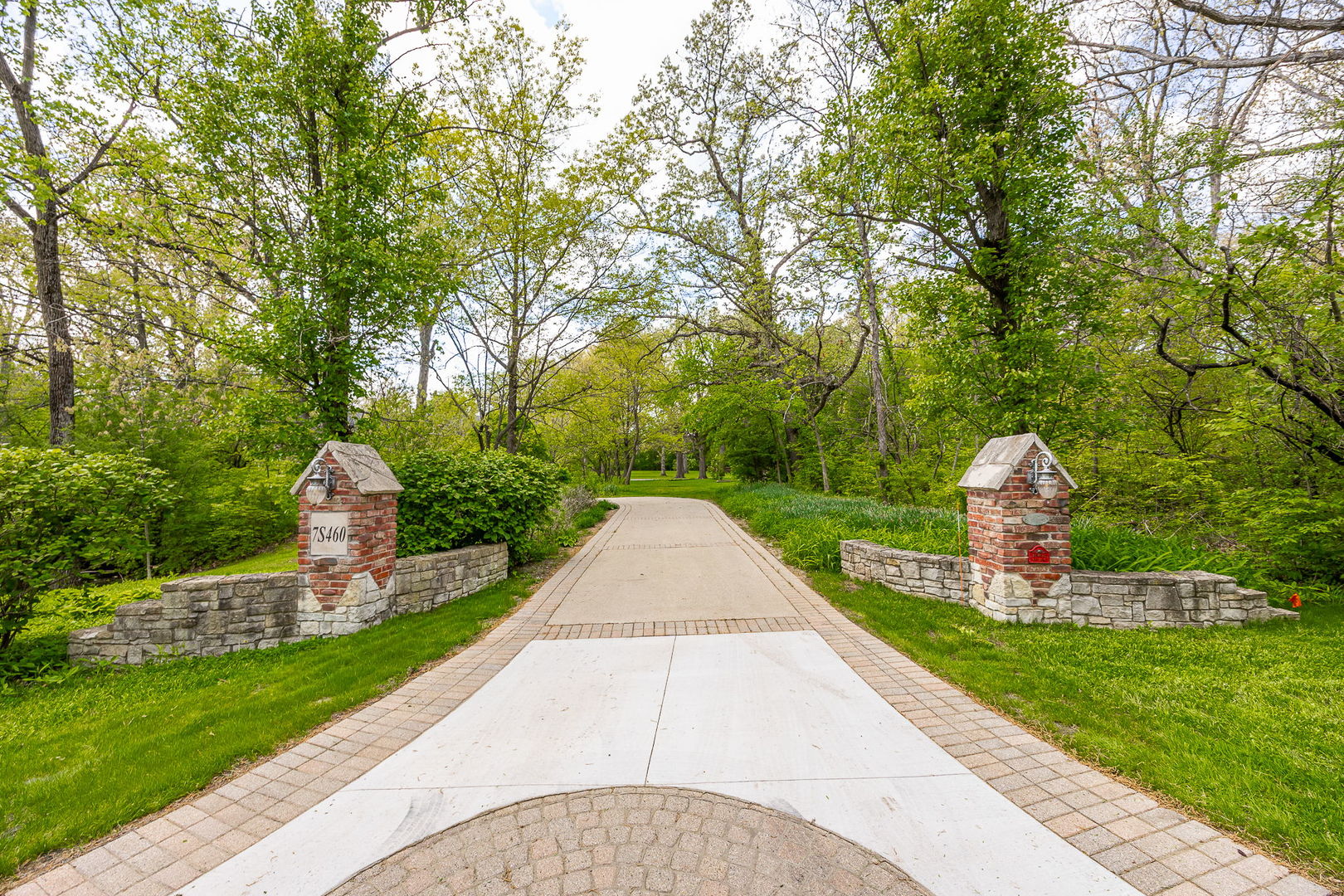 7S460 Donwood Drive Naperville IL 60540
