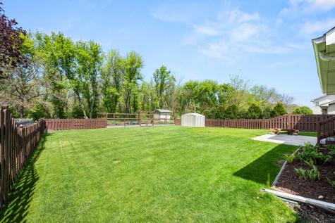 3347 Meadow Trail W Dekalb IL 60115