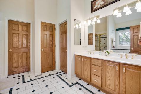 10902 Red Hawk Lane Spring Grove IL 60081
