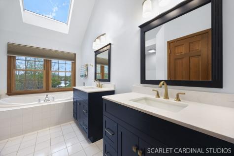 1063 Willow Creek Road West Chicago IL 60185