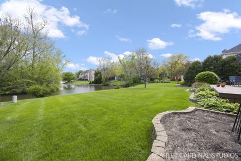 1063 Willow Creek Road West Chicago IL 60185