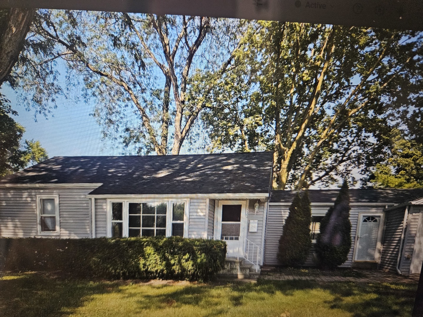1102 Grand Avenue Aurora IL 60506