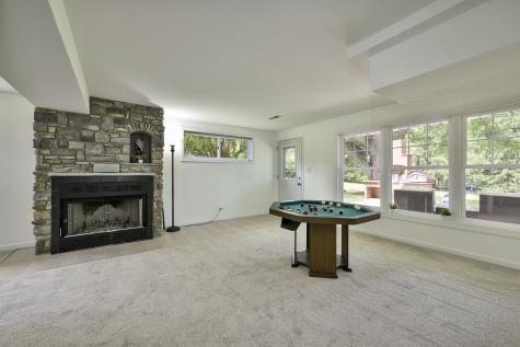 144 Highland Road Inverness IL 60067