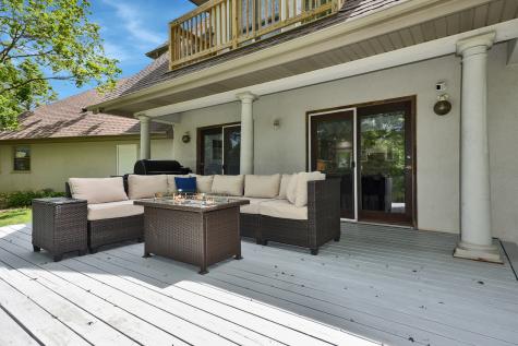 144 Highland Road Inverness IL 60067