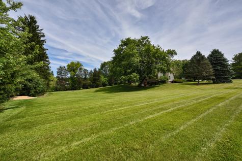 144 Highland Road Inverness IL 60067