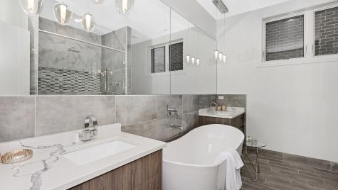 3918 South King Drive Chicago IL 60653