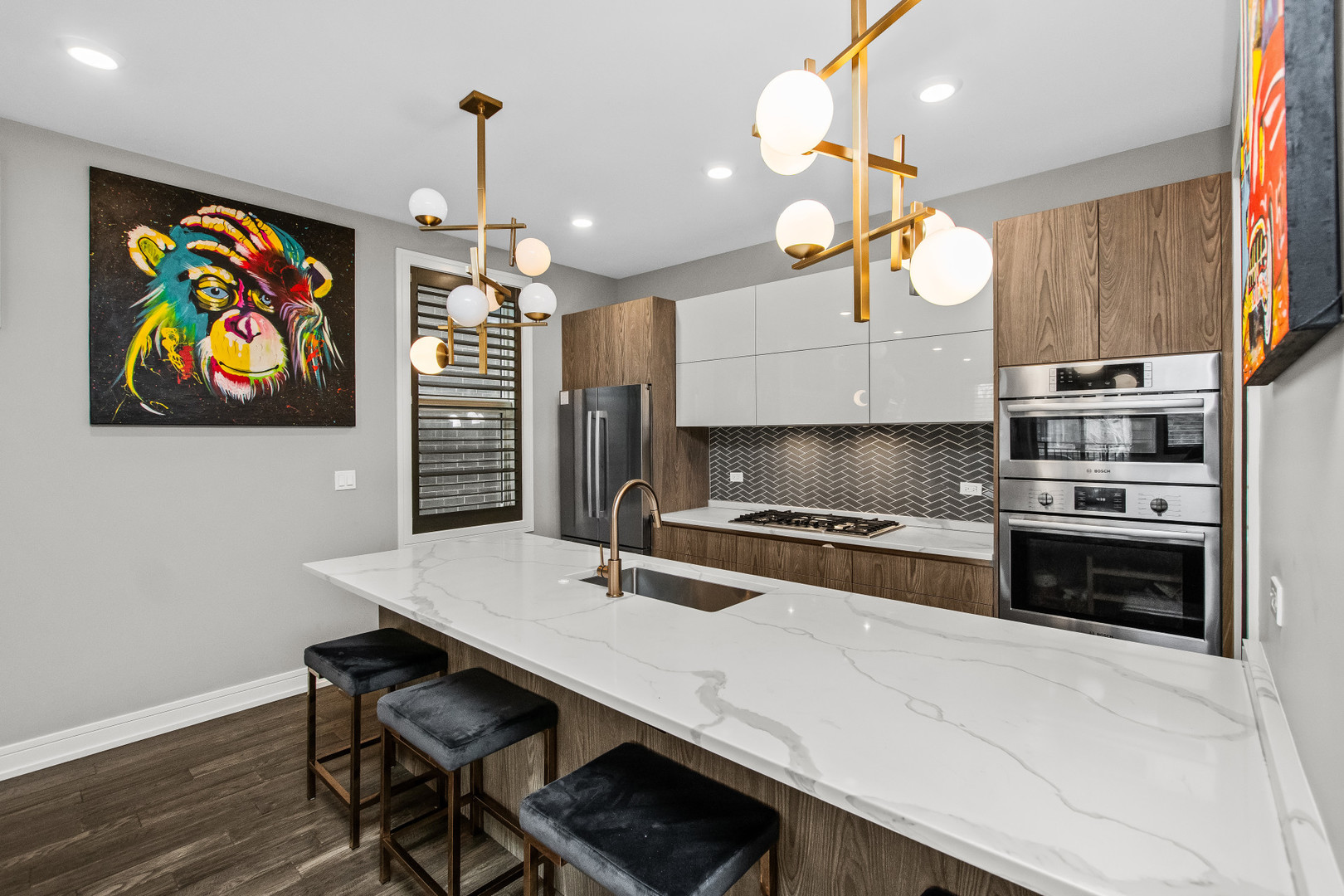 3918 South King Drive Chicago IL 60653