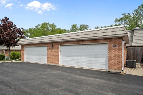 628 Calais Circle Highland Park IL 60035