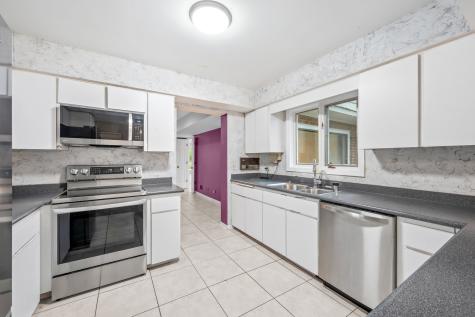 628 Calais Circle Highland Park IL 60035