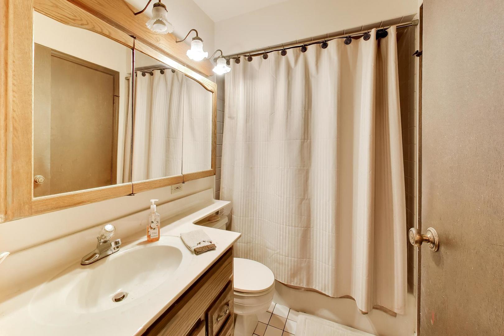 289 Barclay Drive Glendale Heights IL 60139