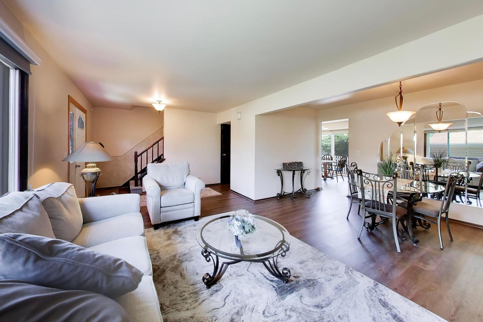 289 Barclay Drive Glendale Heights IL 60139