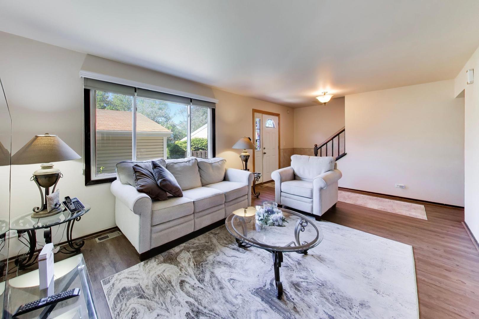 289 Barclay Drive Glendale Heights IL 60139
