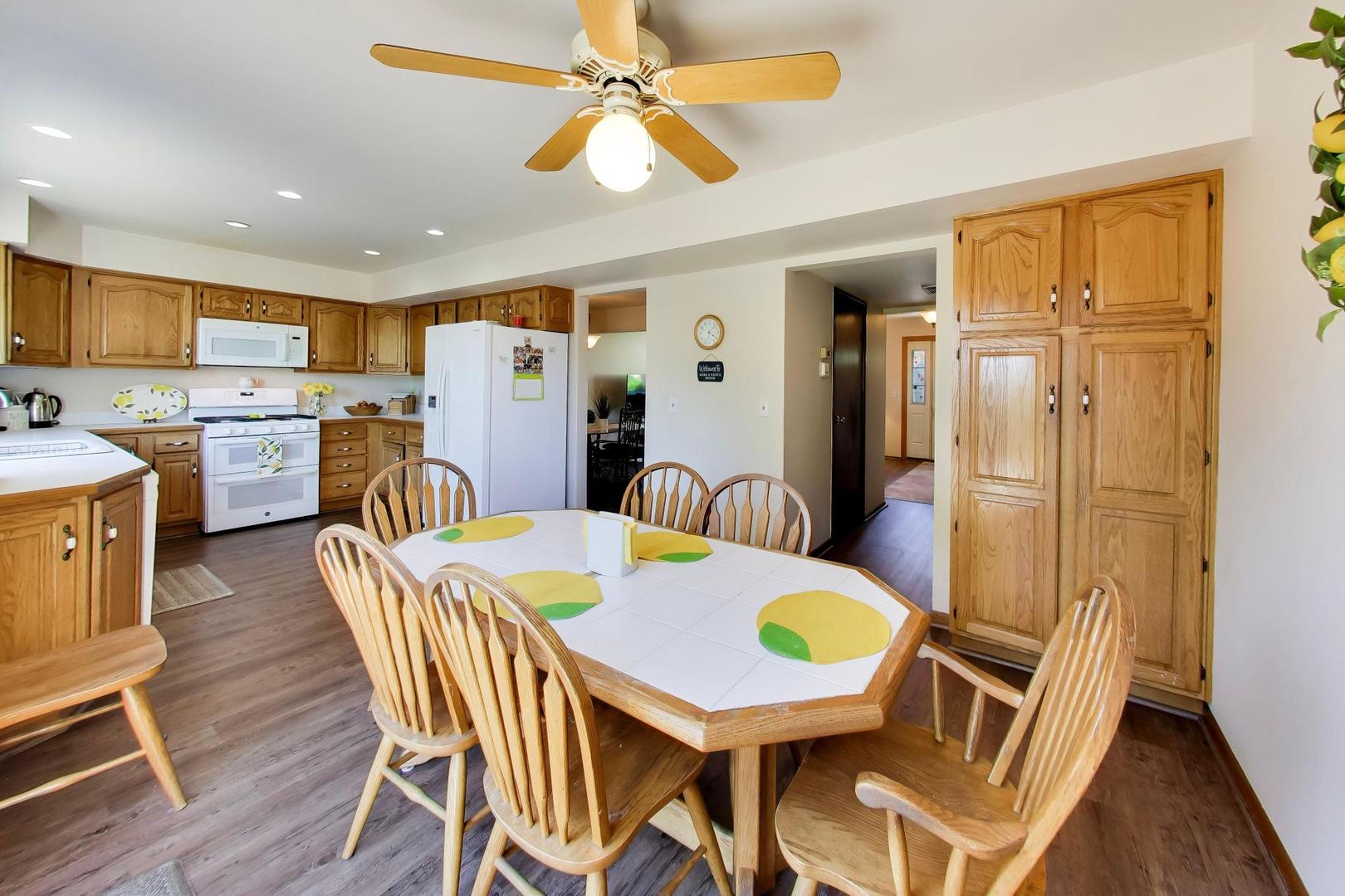 289 Barclay Drive Glendale Heights IL 60139