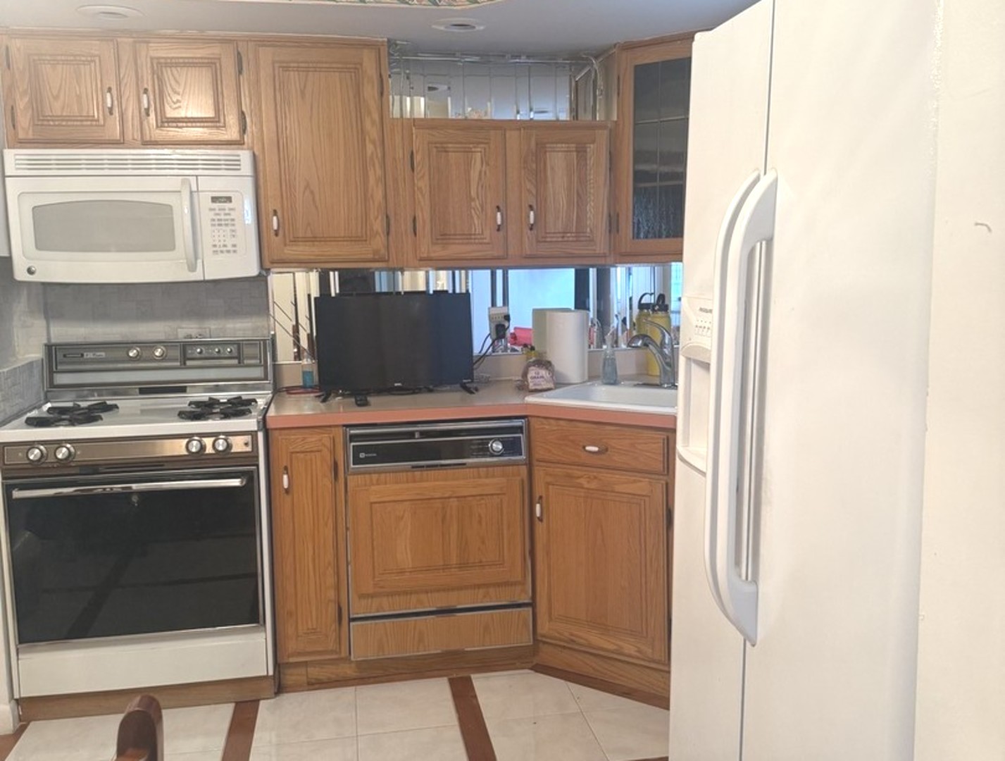 2553 West 82nd Place Chicago IL 60652